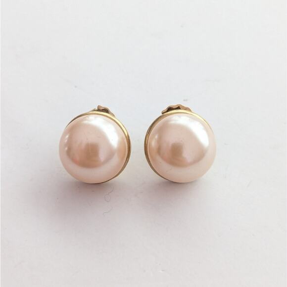 Vintage Signed Avon Gold Tone Faux Pearl Button Style Post Stud Earrings - Picture 1 of 3